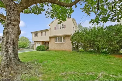 56 Eaton Pl, Bloomfield, NJ 07003 - Photo 4