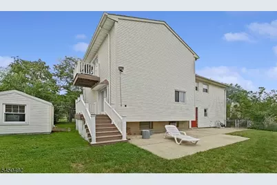 56 Eaton Pl, Bloomfield, NJ 07003 - Photo 8