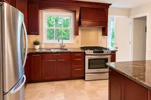 18 Carrol St, Fairfield, NJ 07004 - Photo 4