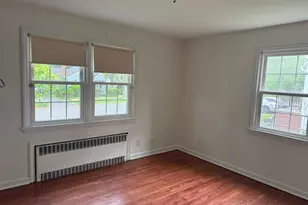 18 Carrol St, Fairfield, NJ 07004 - Photo 6