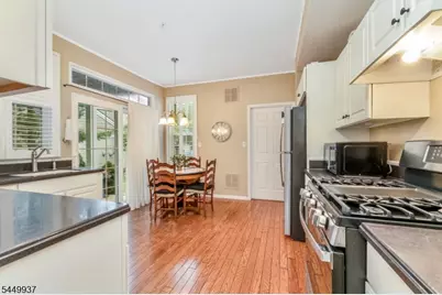 424 Homestead Ct, Lopatcong Township, NJ 08886 - Photo 12