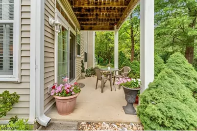 424 Homestead Ct, Lopatcong Township, NJ 08886 - Photo 18