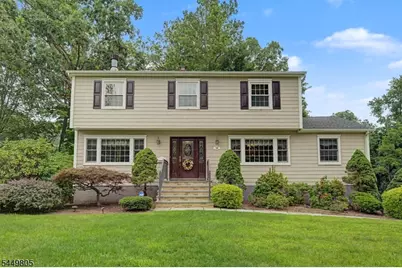 34 Cavell Place, West Caldwell, NJ 07006 - Photo 1