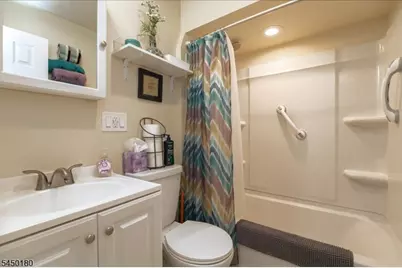 51 Lakeview Ave, Ringwood, NJ 07456 - Photo 6