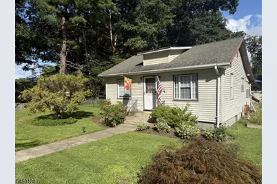 51 Lakeview Ave, Ringwood, NJ 07456 - Photo 2