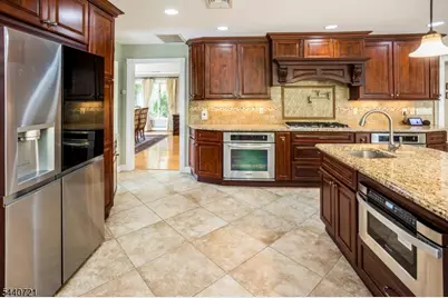 97 Poplar Dr, Hanover Township, NJ 07927 - Photo 16