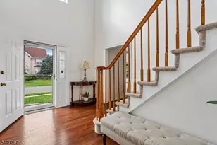 10 Princeton Highlands Blvd, Franklin Township, NJ 08540 - Photo 2