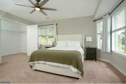 24 Beverly St, Parsippany, NJ 07950 - Photo 38