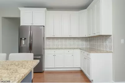 24 Beverly St, Parsippany, NJ 07950 - Photo 14