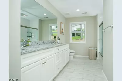 24 Beverly St, Parsippany, NJ 07950 - Photo 44
