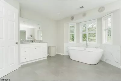 24 Beverly St, Parsippany, NJ 07950 - Photo 32