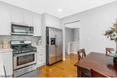 208 Cypress Ln, East Brunswick Township, NJ 08816 - Photo 10