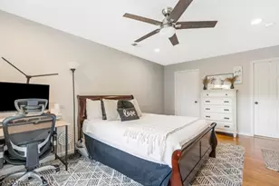 208 Cypress Ln, East Brunswick Township, NJ 08816 - Photo 24