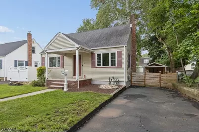 149 Severin Ct, Cranford Township, NJ 07016 - Photo 2