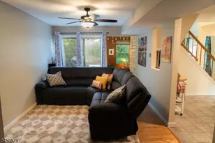 54 Cherrywood Dr, Franklin Township, NJ 08873 - Photo 16