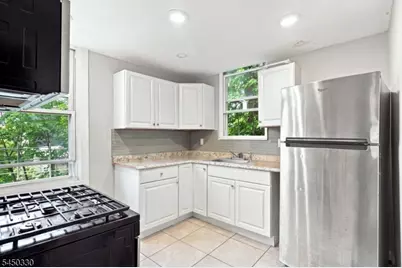 120 Rose Terrace, Newark, NJ 07108 - Photo 4