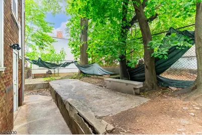 120 Rose Terrace, Newark, NJ 07108 - Photo 30