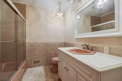 95 Wendt Ln, Wayne, NJ 07470 - Photo 18