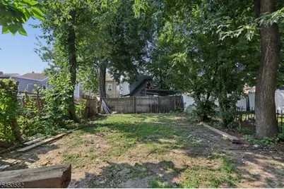 172 Godwin Ave, Paterson, NJ 07501 - Photo 2