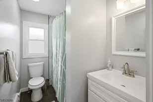 19 Evelyn Ct, Maplewood, NJ 07040 - Photo 10