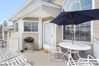 8 Bentley Court, Bedminster Township, NJ 07921 - Photo 2