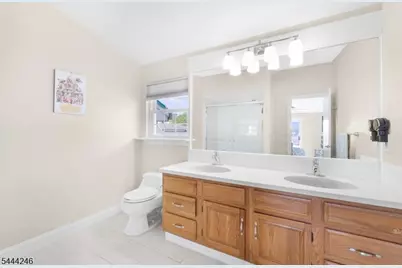 8 Bentley Court, Bedminster Township, NJ 07921 - Photo 12
