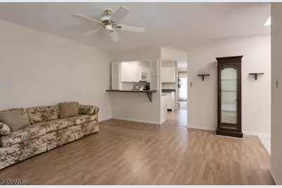 96 Easedale Rd, Wayne Twp., NJ 07470 - Photo 6
