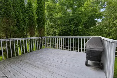 96 Easedale Rd, Wayne Twp., NJ 07470 - Photo 24