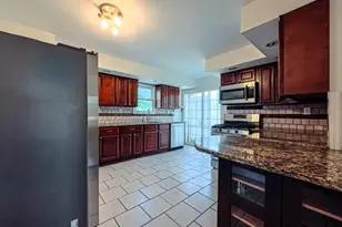 621 Palisade Rd, Union Township, NJ 07083 - Photo 12