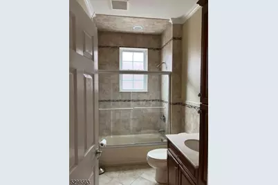 22 Pershing Pl, North Arlington, NJ 07031 - Photo 12