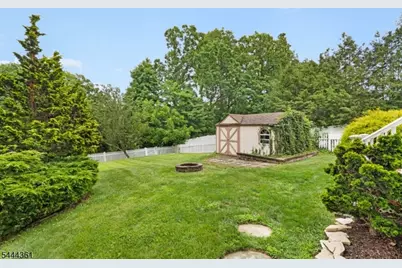 111 Milton Rd, Jefferson Township, NJ 07438 - Photo 36