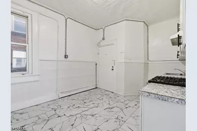 302 Belmont Ave, Belleville, NJ 07109 - Photo 4