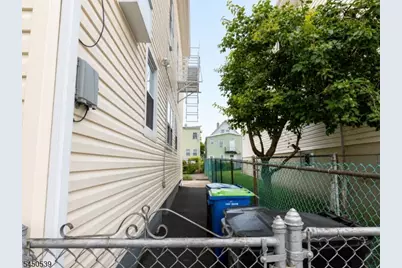 213 Amity St #3, Elizabeth, NJ 07202 - Photo 26