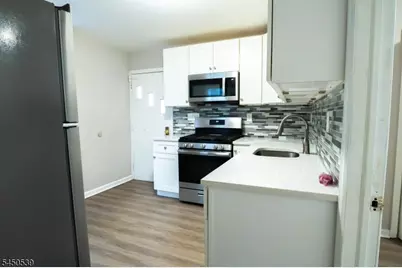 213 Amity St #3, Elizabeth, NJ 07202 - Photo 2
