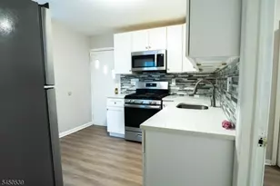 213 Amity St, Elizabeth, NJ 07202 - Photo 2
