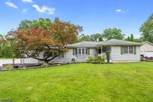 72 Weldon Rd, Jefferson Township, NJ 07849 - Photo 2