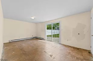 911 Plainfield Ave, Plainfield, NJ 07060 - Photo 8