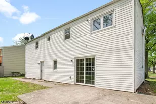 911 Plainfield Ave, Plainfield, NJ 07060 - Photo 4