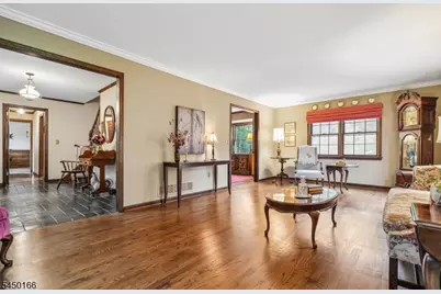 10 Sunnyfield Dr, Readington, NJ 08889 - Photo 22