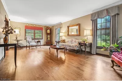 10 Sunnyfield Dr, Readington, NJ 08889 - Photo 16
