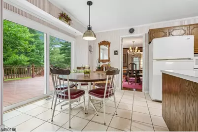 10 Sunnyfield Dr, Readington, NJ 08889 - Photo 20
