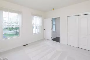 61 Bedford Dr, Montgomery Township, NJ 08558 - Photo 20