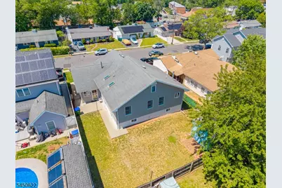24 Winthrop Rd, Edison Twp., NJ 08817 - Photo 44
