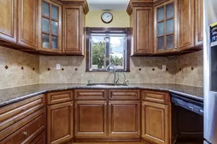 24 Winthrop Rd, Edison Twp., NJ 08817 - Photo 10