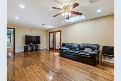 24 Winthrop Rd, Edison Twp., NJ 08817 - Photo 6