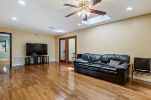 24 Winthrop Rd, Edison Twp., NJ 08817 - Photo 6