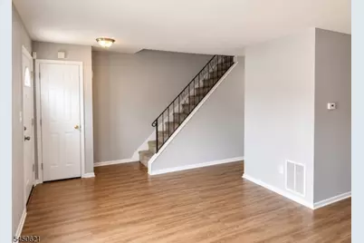 159 Riva Dr #7, Mansfield Township, NJ 07840 - Photo 4