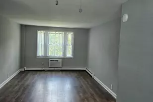 953 A East Front, Plainfield, NJ 07062 - Photo 2