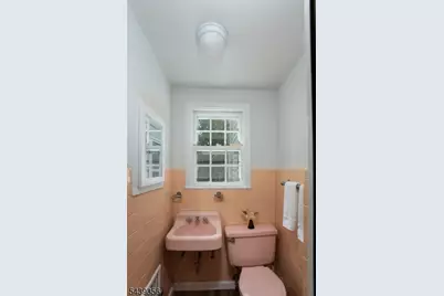 12 Marquette Rd, Montclair Twp., NJ 07043 - Photo 16
