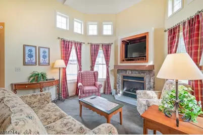 8 Maple Cres Unit #21, Vernon, NJ 07462 - Photo 6
